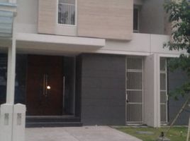 4 Habitación Casa en venta en Wiyung, East Jawa, Wiyung