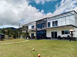 6 Habitación Villa en alquiler en Colombia, La Ceja, Antioquia, Colombia