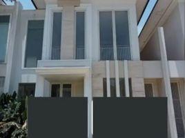 4 Bedroom House for sale in East Jawa, Lakarsantri, Surabaya, East Jawa