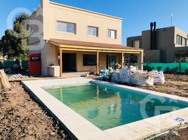 Villa 3 chambre à vendre à Pilar, Buenos Aires, Pilar