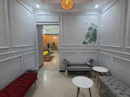 4 Bedroom House for sale in Gayungan, Surabaya, Gayungan