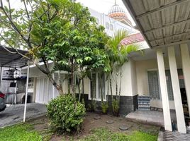 8 Bedroom House for sale in Siloam Hospitals Surabaya, Gubeng, Gubeng