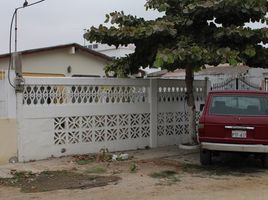 3 Habitación Villa en venta en Hospital De La Libertad, Jose Luis Tamayo (Muey), Santa Elena