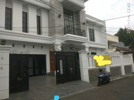 4 Bedroom House for sale in Universitas Katolik Indonesia Atma Jaya, Tanah Abang, Kebayoran Lama