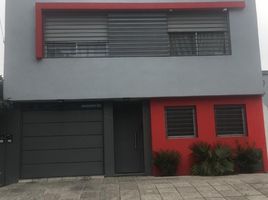 3 Bedroom House for sale in Avellaneda, Buenos Aires, Avellaneda