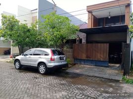 6 Bedroom Villa for sale in Wonocolo, Surabaya, Wonocolo