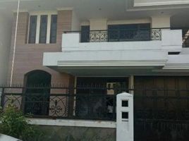 6 Bedroom Villa for sale in Kenjeran, Surabaya, Kenjeran