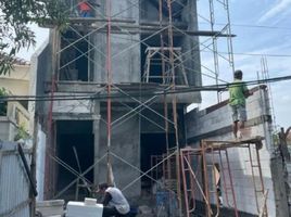 3 Habitación Villa en venta en Rungkut, East Jawa, Rungkut