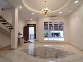 6 Bedroom House for sale in Cilandak Town Square, Cilandak, Pesanggrahan