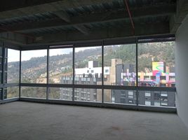 123 m² Office for rent in Mina De Sal De Nemocón, Bogotá, La Calera