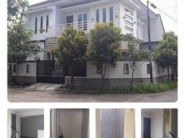 4 Habitación Villa en venta en Wiyung, East Jawa, Wiyung