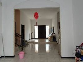 5 Bedroom House for sale in Dukuhpakis, Surabaya, Dukuhpakis