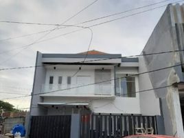 4 Kamar Rumah for sale in Gayungan, Surabaya, Gayungan