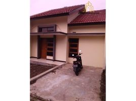 2 Kamar Vila for sale in Husein Sastranegara International Airport, Andir, Sumurbandung