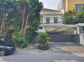Maison 4 chambre à vendre à Tenggilis Mejoyo, East Jawa, Tenggilis Mejoyo