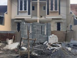 3 Habitación Villa en venta en Rungkut, East Jawa, Rungkut