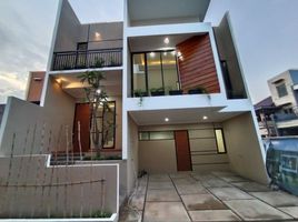 3 Kamar Townhouse for sale in Ciracas, Jakarta Timur, Ciracas