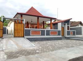 5 Bedroom Villa for sale in Seyegan, Sleman, Seyegan