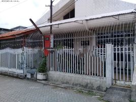 4 Bedroom House for sale in Kenjeran, Surabaya, Kenjeran