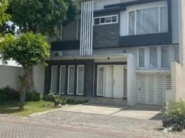 4 Bedroom Villa for sale in Lakarsantri, East Jawa, Lakarsantri, Surabaya, East Jawa, Indonesia