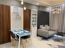 2 chambre Appartement à louer à , Binh Hung