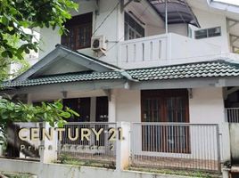 4 Bedroom Villa for sale in Ciputat, Tangerang, Ciputat