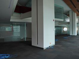 1,457 m² Office for rent in Mexiko, Huixquilucan, Mexico, Mexiko
