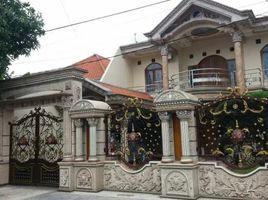 4 Kamar Rumah for sale in Taman, Sidoarjo, Taman