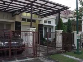 4 Bedroom House for sale in Gayungan, Surabaya, Gayungan