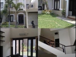 4 Kamar Rumah for sale in Wonocolo, Surabaya, Wonocolo