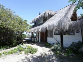9 Bedroom House for sale in Chile, Puchuncavi, Valparaiso, Valparaiso, Chile