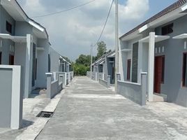 2 침실 주택을(를) Minggir, 슬레먼에서 판매합니다., Minggir
