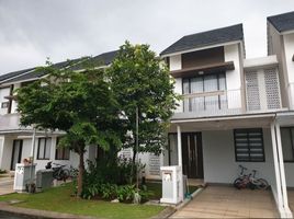 2 Kamar Vila for sale in Husein Sastranegara International Airport, Andir, Sumurbandung