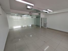 140 m² Office for rent in Placo de la Intendenta Fluvialo, Barranquilla, Barranquilla