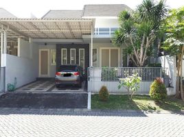 4 Kamar Vila for sale in Lakarsantri, East Jawa, Lakarsantri, Surabaya, East Jawa, Indonesia