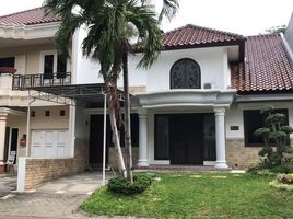 4 Kamar Rumah for rent in Lakarsantri, Surabaya, Lakarsantri