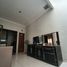 3 Kamar Vila for sale in Cipondoh, Tangerang, Cipondoh