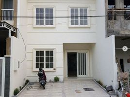 5 Bedroom House for sale in Kenjeran, Surabaya, Kenjeran