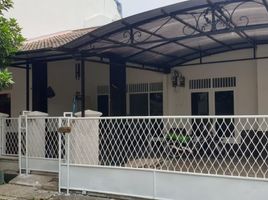 4 Kamar Vila for sale in Cipondoh, Tangerang, Cipondoh