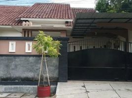 Maison 4 chambre à vendre à Tenggilis Mejoyo, East Jawa, Tenggilis Mejoyo