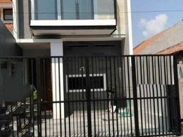 4 Schlafzimmer Villa zu verkaufen in Rungkut, East Jawa, Rungkut