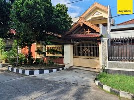 4 Bedroom House for sale in Dukuhpakis, Surabaya, Dukuhpakis