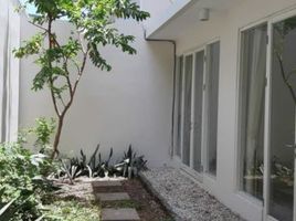 3 Bedroom House for rent in Lakarsantri, Surabaya, Lakarsantri