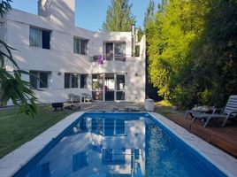 4 Habitación Casa en venta en Berazategui, Buenos Aires, Berazategui