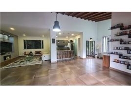 6 Bedroom House for sale in Sabaneta, Antioquia, Sabaneta