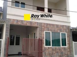 4 Bedroom House for sale in Waru, Sidoarjo, Waru