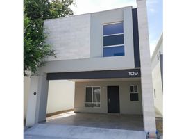 3 Schlafzimmer Villa zu verkaufen in San Nicolas De Los Garza, Nuevo Leon, San Nicolas De Los Garza