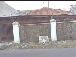 9 Habitación Villa en venta en Wiyung, East Jawa, Wiyung