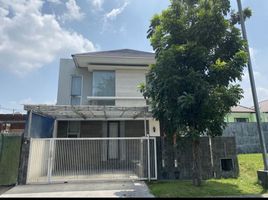 4 Habitación Casa en venta en Wiyung, East Jawa, Wiyung