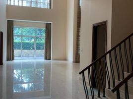 4 Bedroom House for sale in Universitas Katolik Indonesia Atma Jaya, Tanah Abang, Kebayoran Lama